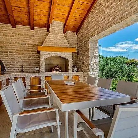 Olivetum Comfortable Hotel 2*